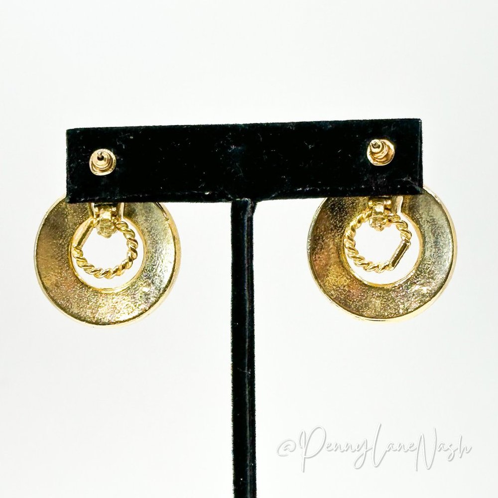 Vintage Golden Star in Red Bulls Eye Earrings - Picture 5 of 9